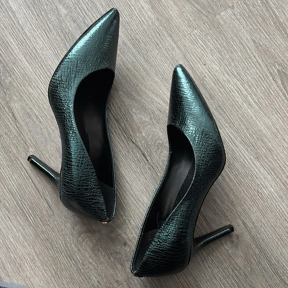 Karl Lagerfeld Paris Royale Pointed Toe pumps Sz 8.5 - Picture 5 of 11